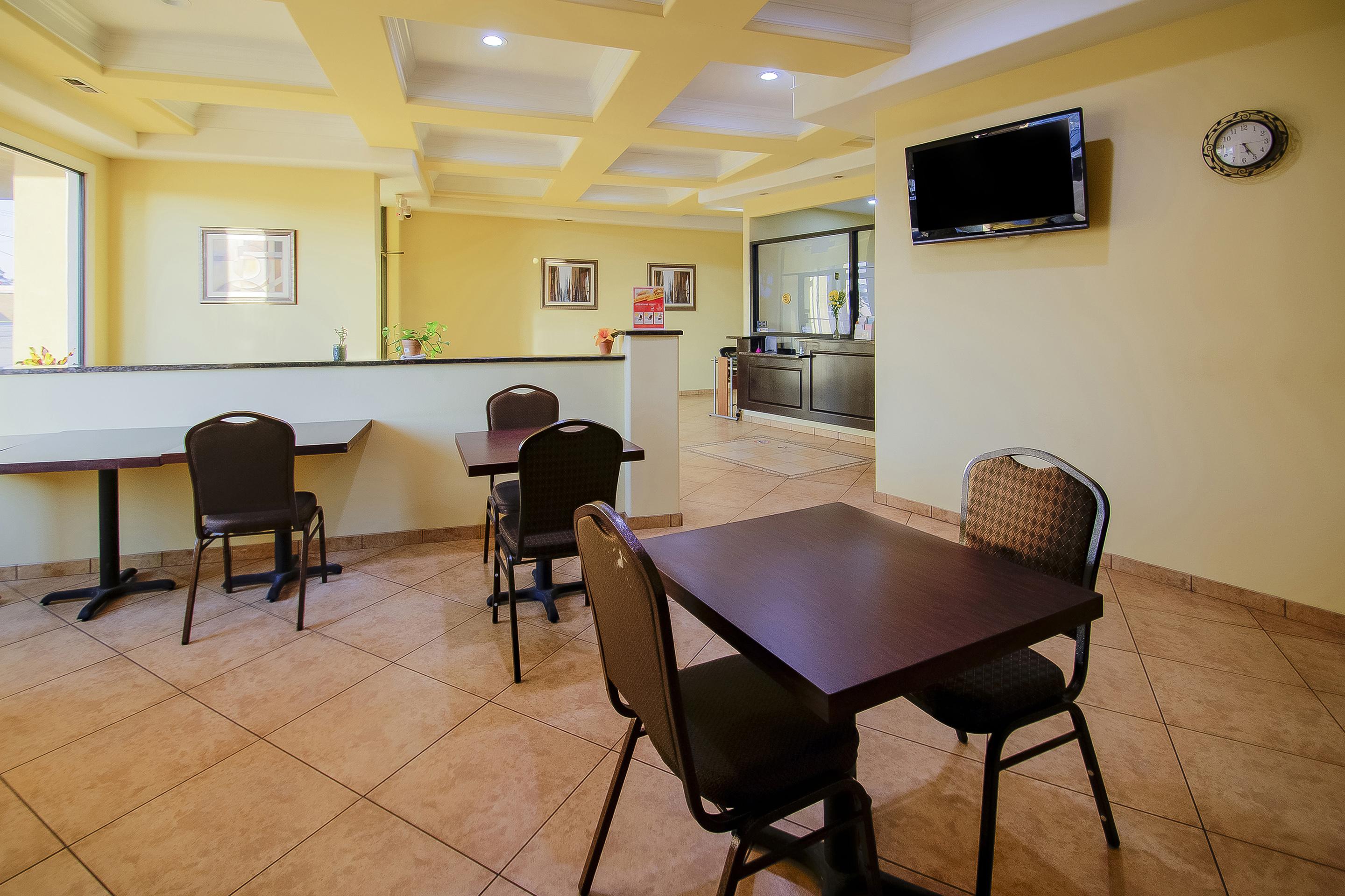 Baymont Inn & Suites Chocowinity/Washington Εξωτερικό φωτογραφία